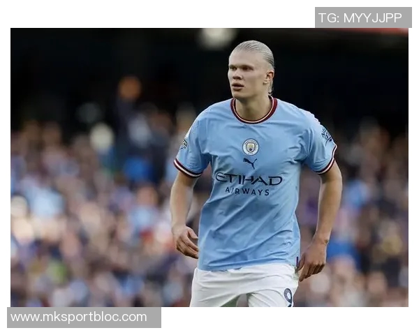 哈兰德夸女友球技如吉格斯女友调侃哈兰德盘带水平不行 哈兰德夸女友球技如吉格斯女友调侃哈兰德盘带水平不行