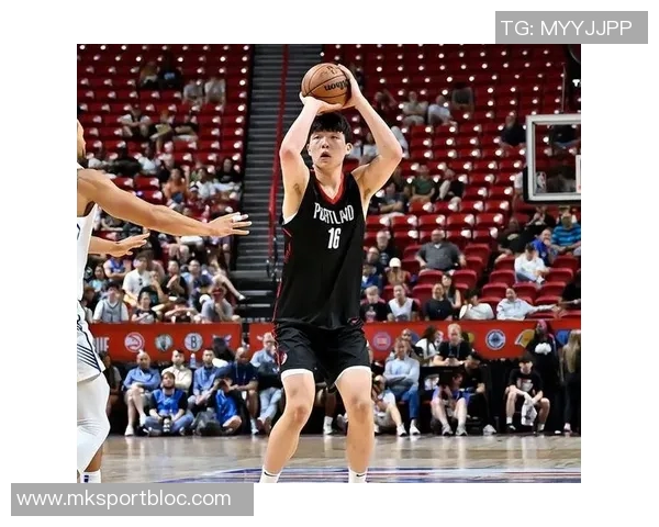 杨瀚森末节表现出色贡献5分4板2助1断正负值1展现锻炼价值 杨瀚森末节表现出色贡献5分4板2助1断正负值1展现锻炼价值