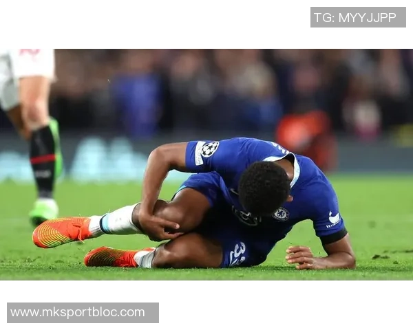 大卫福法纳再次因无证驾驶被罚款440英镑并扣6分