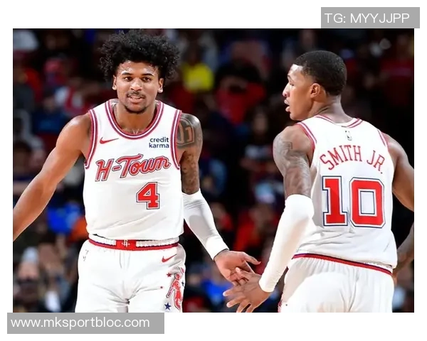 芬奇称赞兰德尔创造投篮机会里德默默奉献干脏活累活