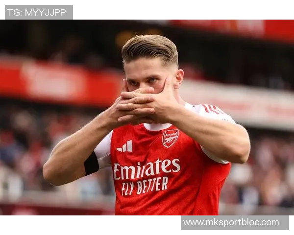 卡拉格盛赞哈兰德称其为英超历史上最伟大的射手之一