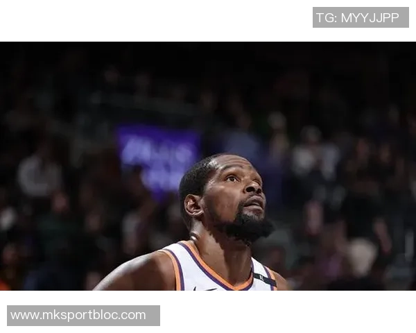 杜兰特拼尽全力31分钟砍27分却无缘末节出场的无奈时刻