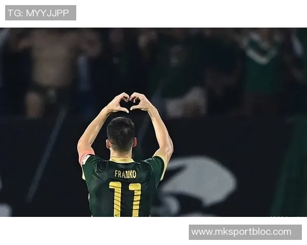 浙江球迷协会倡议比赛时刻齐唱Franko之歌致敬队长弗兰克