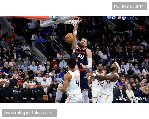 申京称赞快船实力强大本赛季表现不佳难掩祖巴茨哈登小卡的威胁