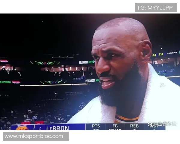 里夫斯回忆外婆因詹姆斯吼他而生气自曝母亲更严厉让人印象深刻