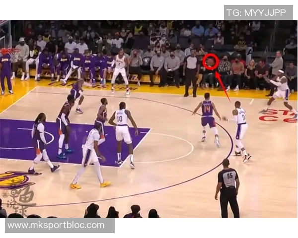 浓眉调侃弗拉格未能三双抢板成功展现团队默契与竞争精神